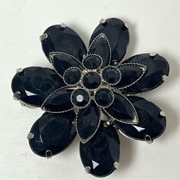 VTG French Jet Black Flower Brooch Set of 3 Silver tone Mourning Faceted - Picture 7 of 11